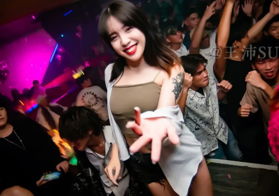 车载歌曲资源下载-抖音最新车载U盘1800首歌曲无损音乐打包下载【车载音乐包】